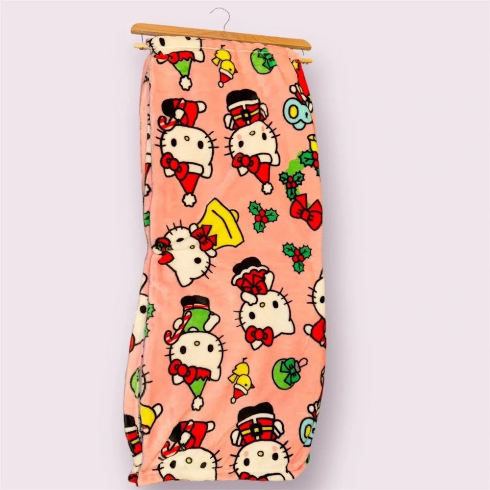 Hello Kitty Silk Touch Throw Blanket - Holiday‎ Edition, 50” x 70” Cozy Fleece